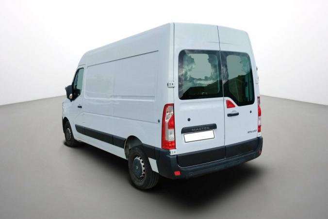 Vente en ligne Renault Master 3 Fourgon MASTER FGN TRAC F3500 L2H2 DCI 135 au prix de 20 990 €