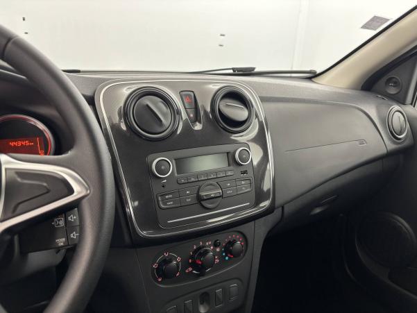 Vente en ligne Dacia Sandero  SCe 75 au prix de 8 990 €