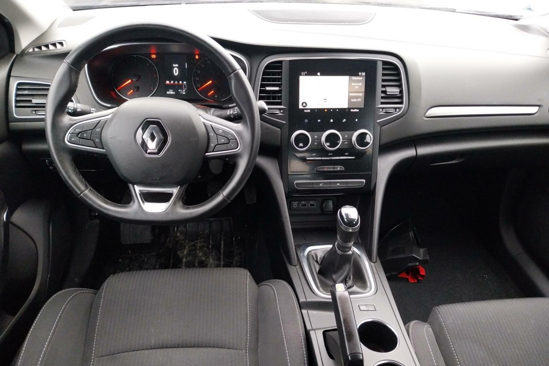 Vente en ligne Renault Megane 4 Mégane IV Berline Blue dCi 115 - 21N au prix de 17 990 €