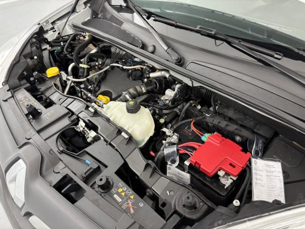 Vente en ligne Renault Kangoo Express  BLUE DCI 95 au prix de 14 890 €