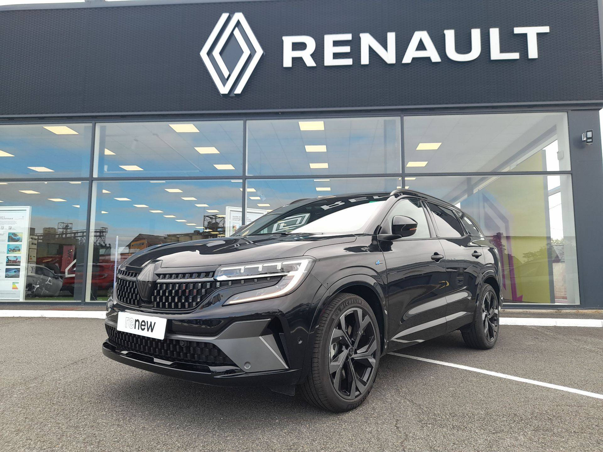 Renault Espace Espace E-Tech full hybrid 200 GSR2 occasion de 2025 en vente à Pontivy