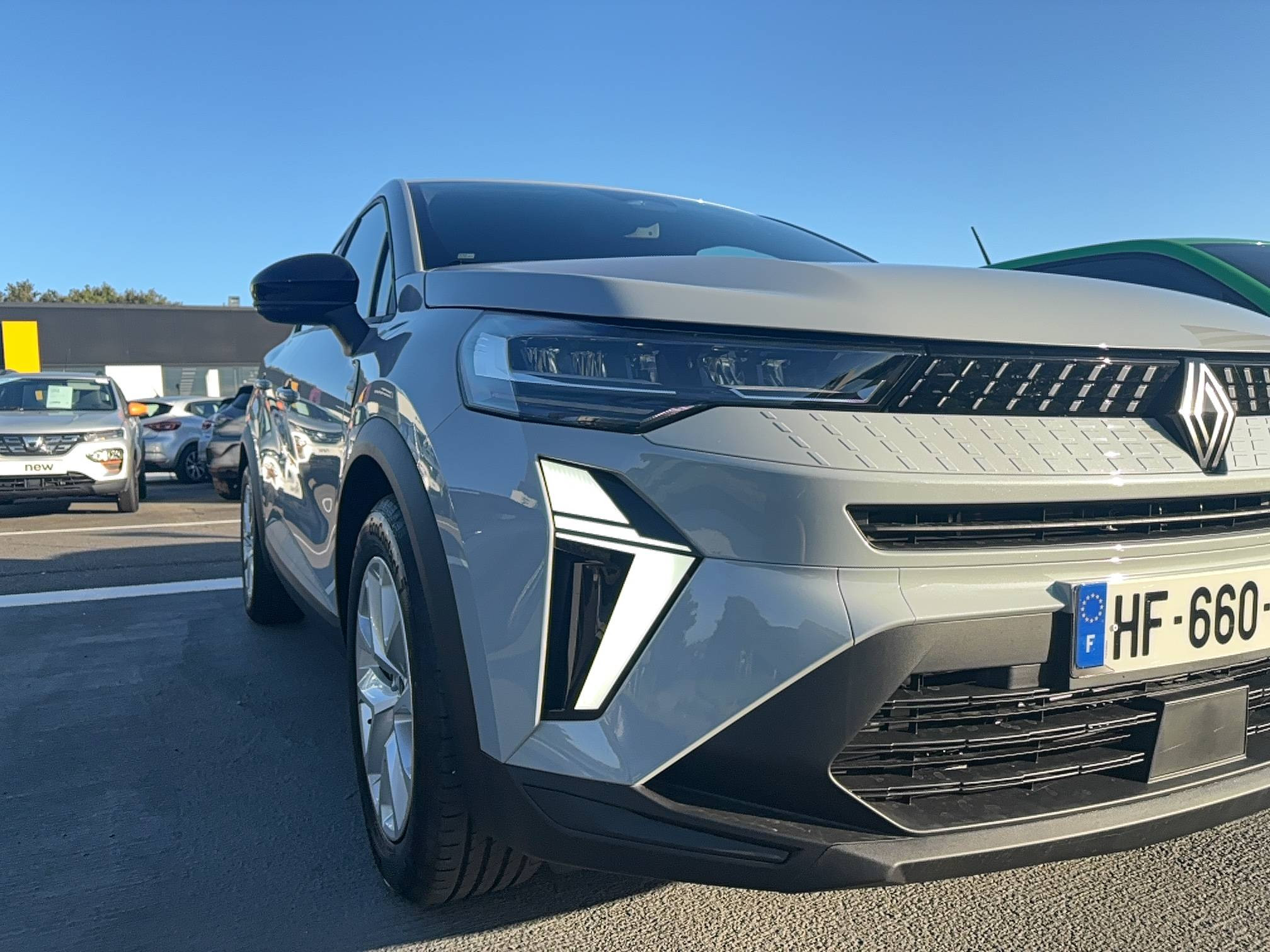 Vente en ligne Renault Captur  E-Tech full hybrid 160 ch au prix de 28 490 €