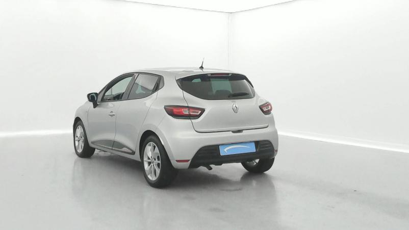 Vente en ligne Renault Clio 4 Estate Clio Estate dCi 90 Energy au prix de 10 490 €