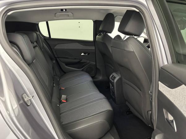 Vente en ligne Peugeot 308  PureTech 130ch S&S EAT8 au prix de 19 900 €