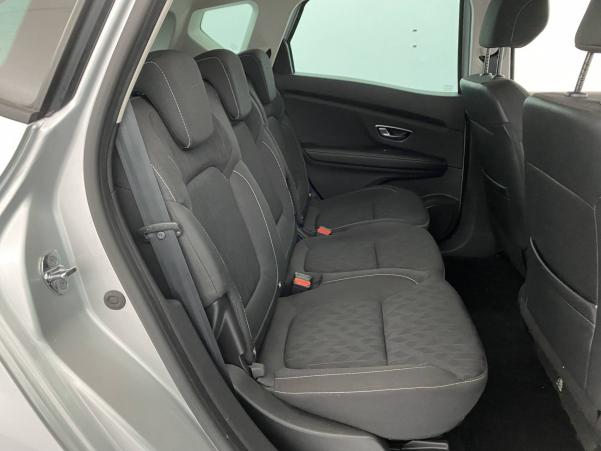 Vente en ligne Renault Scenic 4 Scenic Blue dCi 120 au prix de 14 990 €