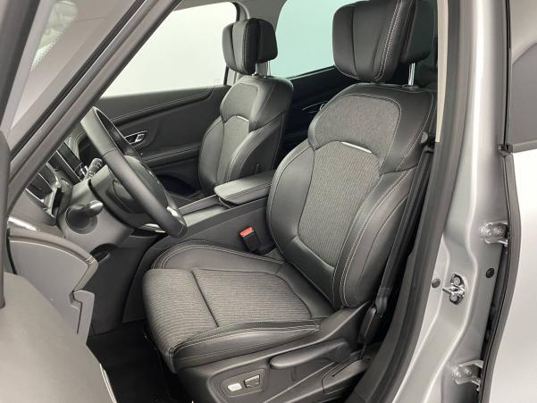 Vente en ligne Renault Grand Scenic 4 Grand Scenic TCe 140 EDC au prix de 28 990 €