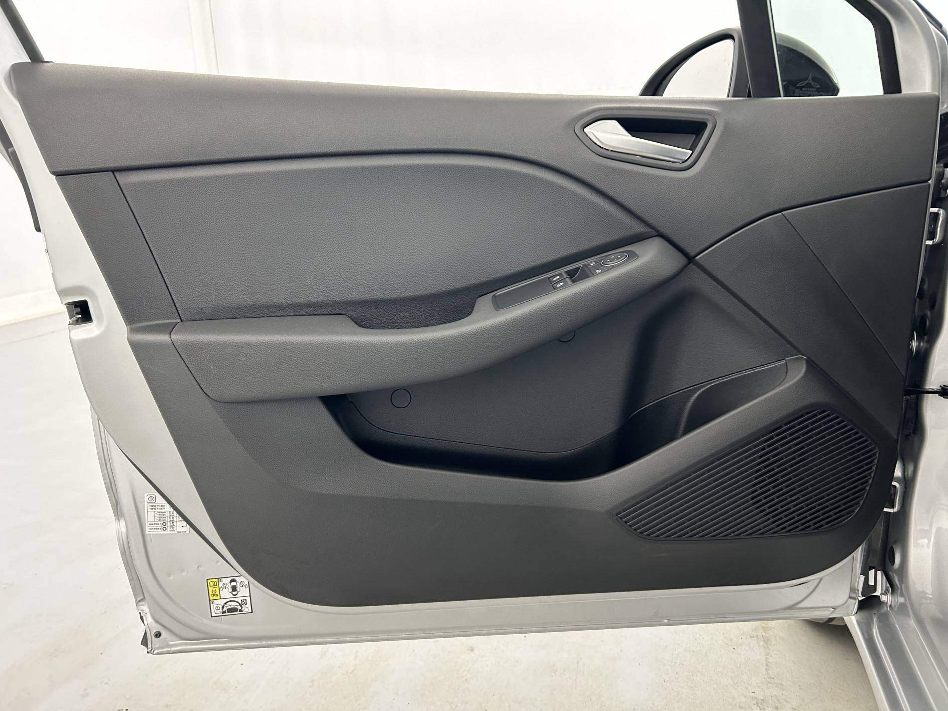 Vente en ligne Renault Clio 5 Clio TCe 90 au prix de 15 590 €