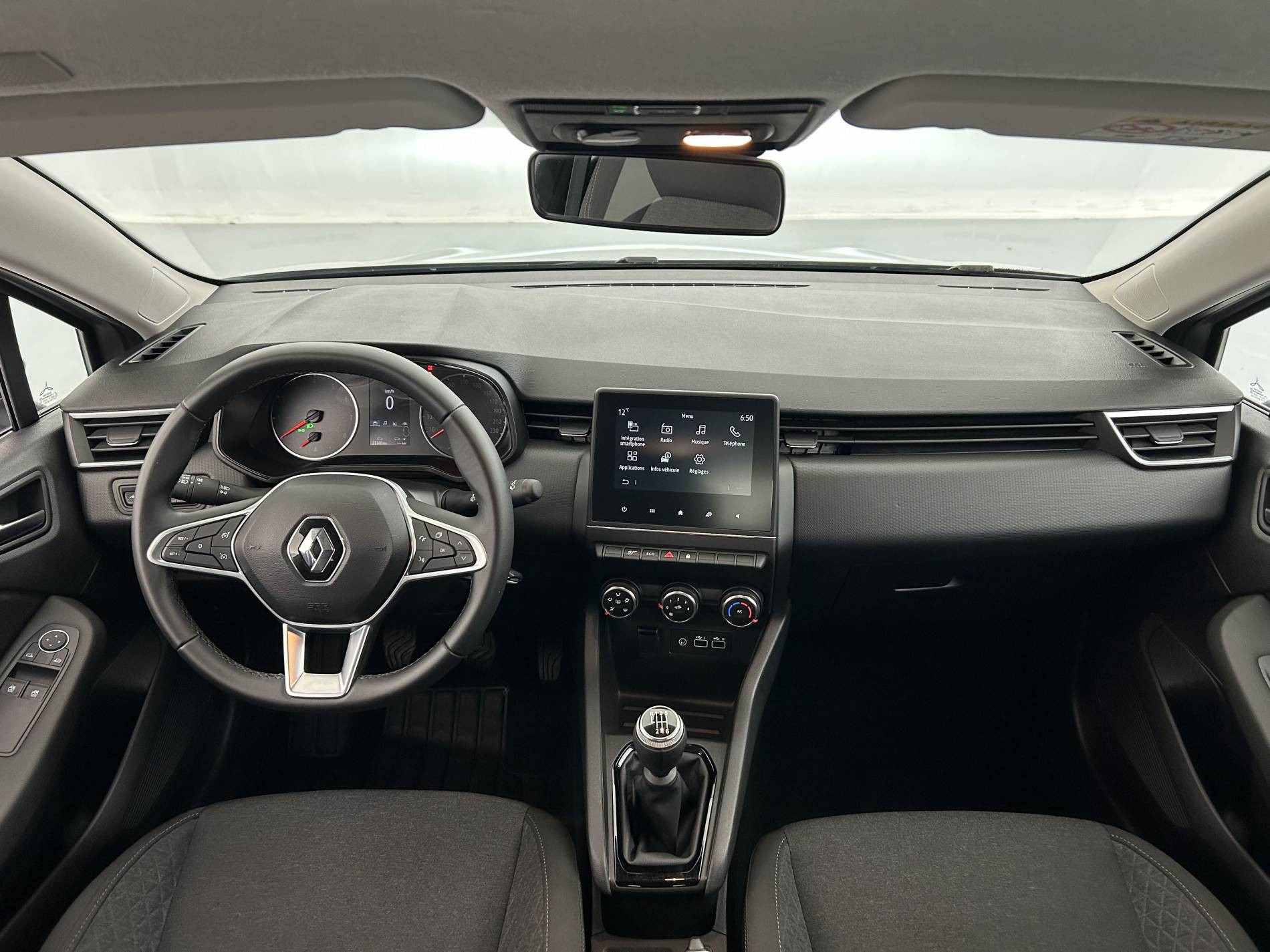 Vente en ligne Renault Clio 5 Clio TCe 90 au prix de 15 590 €