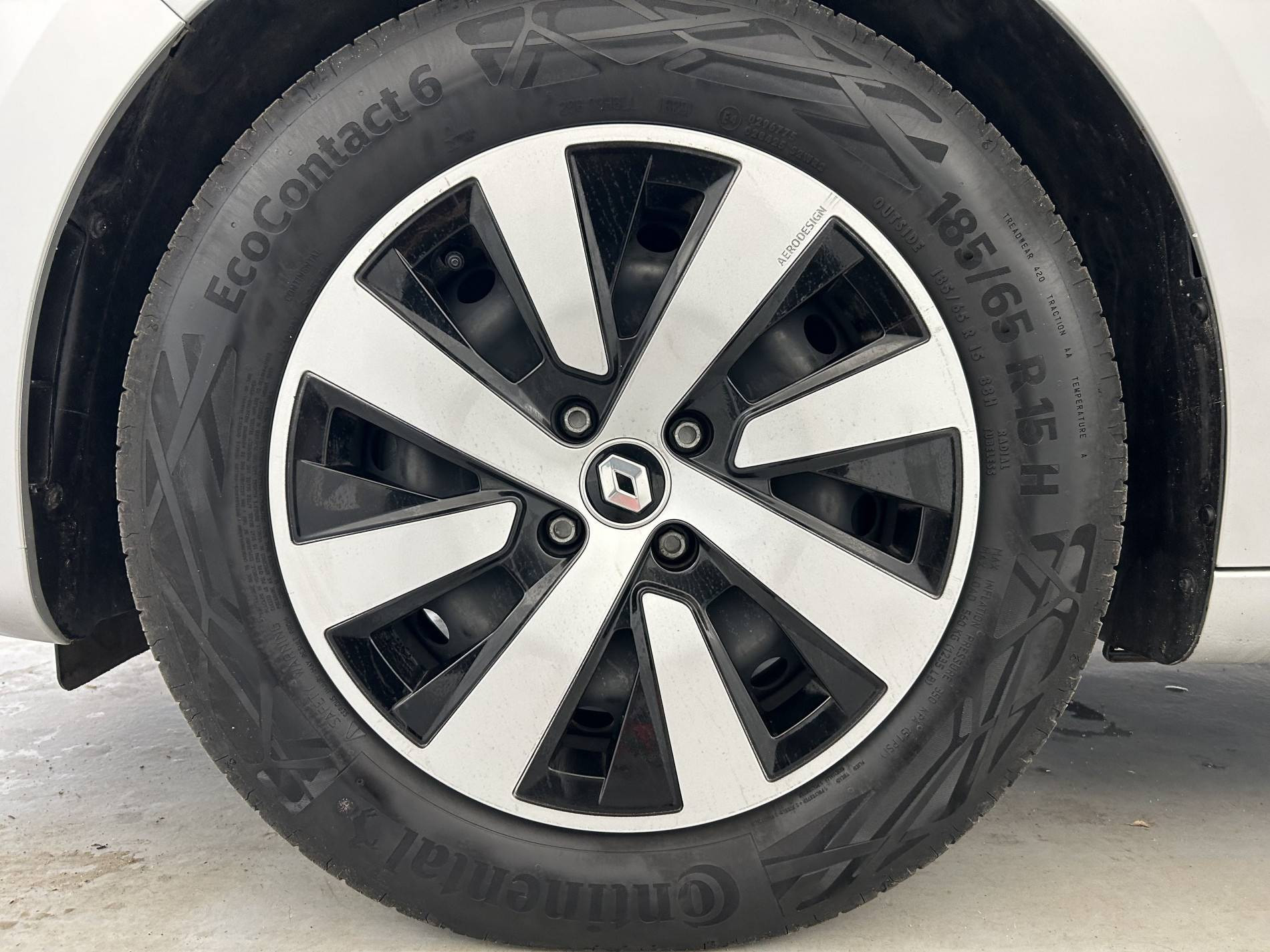 Vente en ligne Renault Clio 5 Clio TCe 90 au prix de 15 590 €