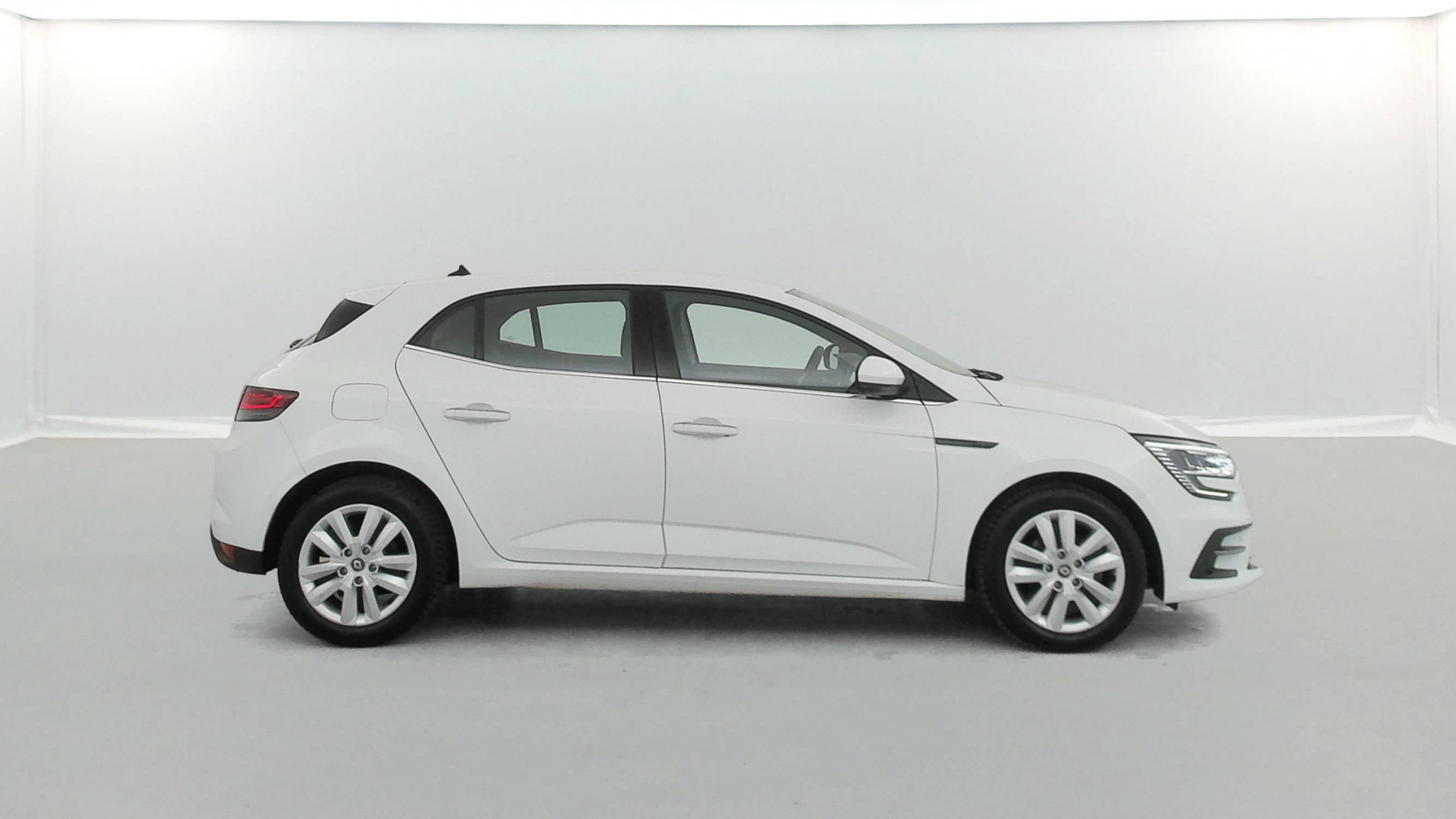 Vente en ligne Renault Megane 4 Mégane IV Berline Blue dCi 115 - 20 au prix de 15 990 €