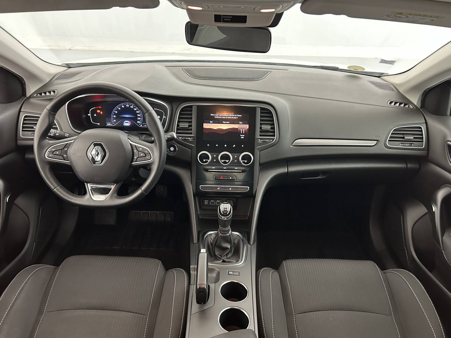 Vente en ligne Renault Megane 4 Mégane IV Berline Blue dCi 115 - 20 au prix de 15 990 €