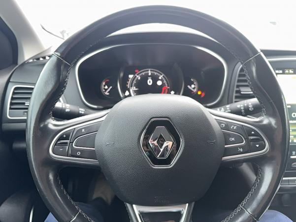 Vente en ligne Renault Megane 4 Mégane IV Berline Blue dCi 115 EDC au prix de 15 990 €