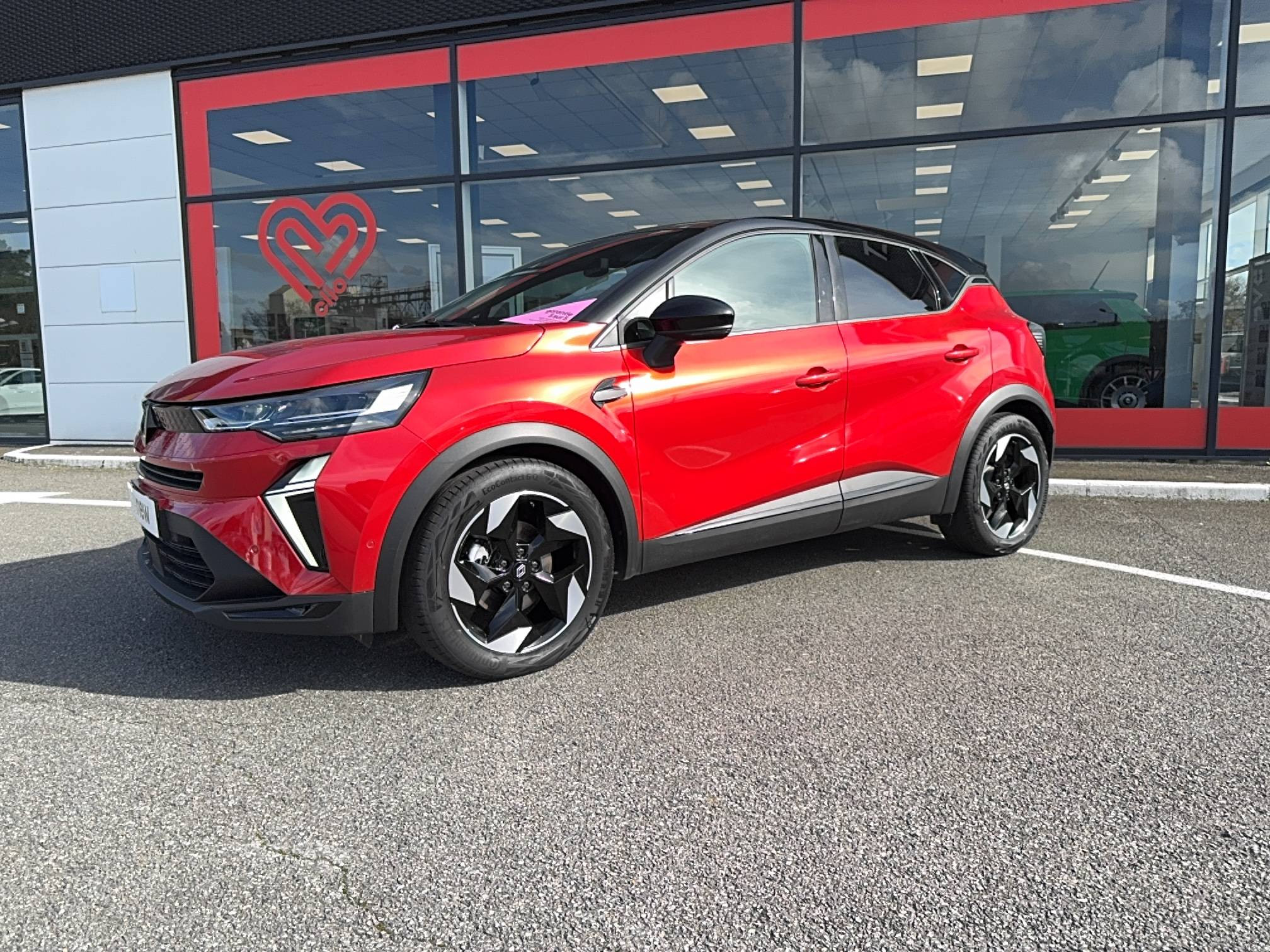 Renault Captur  E-Tech full hybrid 145 ch occasion de 2025 en vente à Pontivy