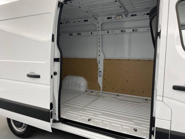 Vente en ligne Renault Master Fourgon MASTER FGN TRAC F3500 L2H2 BLUE DCI 150 au prix de 30 190 €