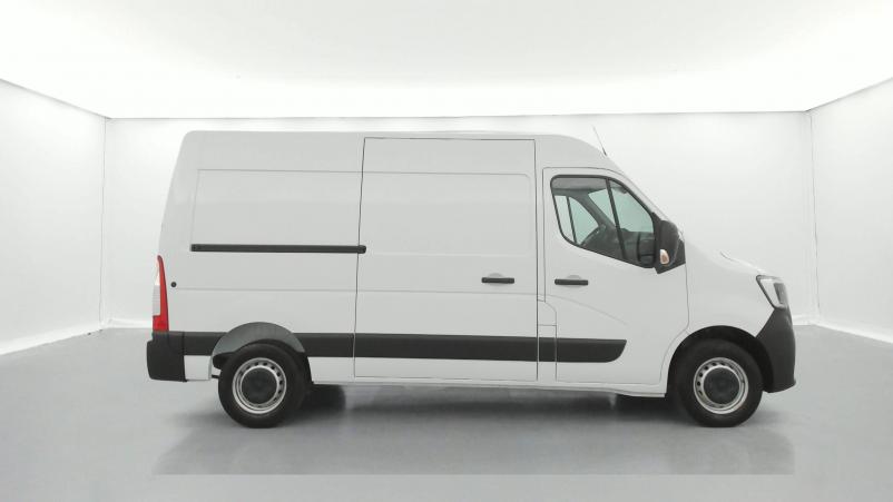 Vente en ligne Renault Master 3 Fourgon MASTER FGN TRAC F3500 L2H2 BLUE DCI 150 au prix de 33 420 €