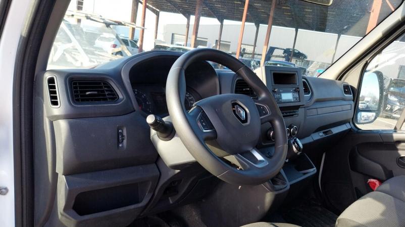 Vente en ligne Renault Master 3 Châssis Cabine MASTER CC PROP RJ3500 PAF AR COURT L2 DCI 130 au prix de 26 900 €