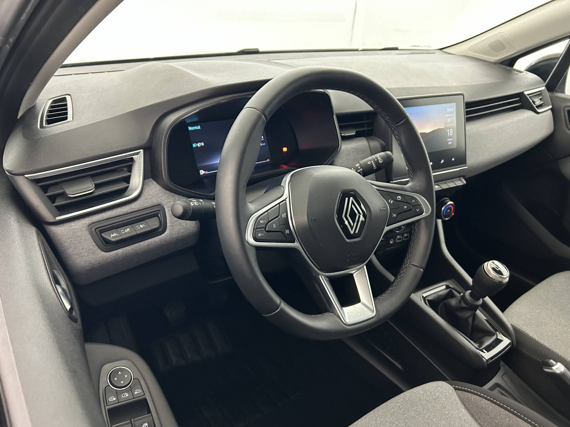 Vente en ligne Renault Clio 5 Clio TCe 90 au prix de 15 490 €