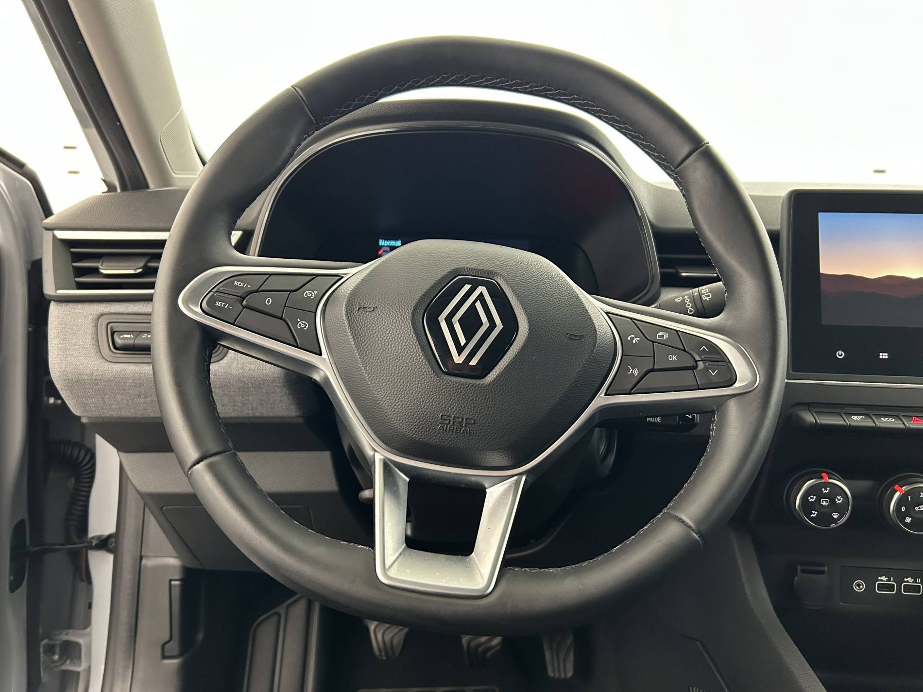 Vente en ligne Renault Clio 5 Clio TCe 90 au prix de 15 490 €