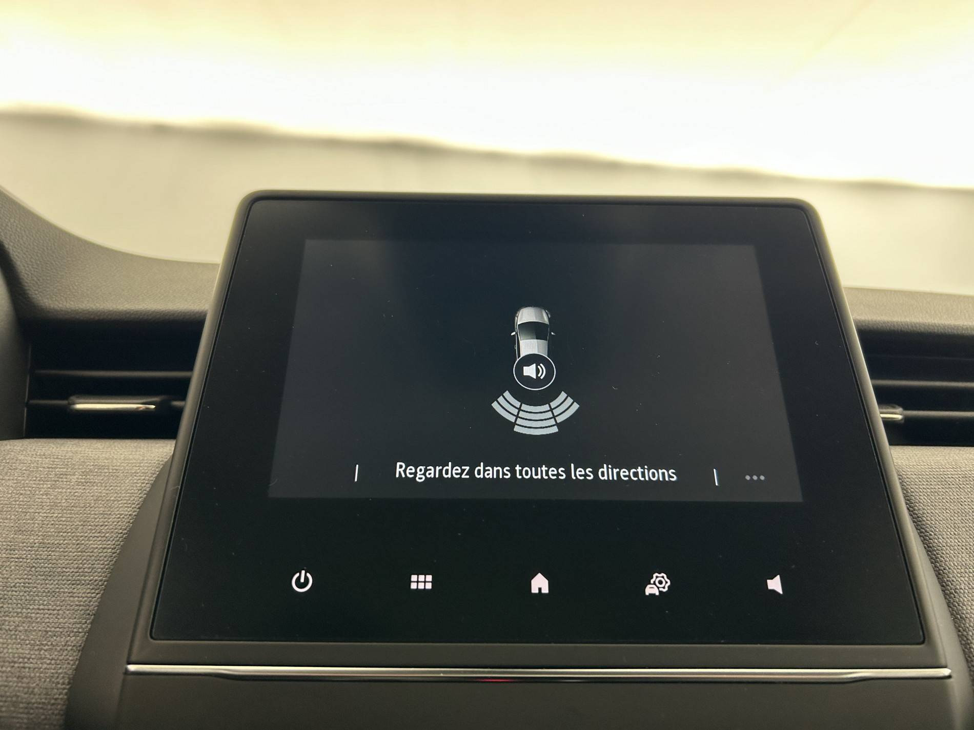 Vente en ligne Renault Clio 5 Clio TCe 90 au prix de 15 490 €