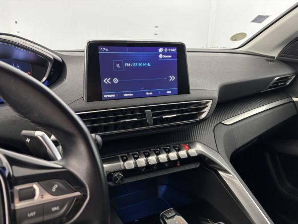 Vente en ligne Peugeot 3008 3008 BlueHDi 130ch S&S EAT8 au prix de 15 990 €