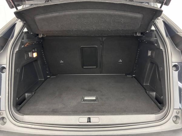 Vente en ligne Peugeot 3008 3008 BlueHDi 130ch S&S EAT8 au prix de 15 990 €