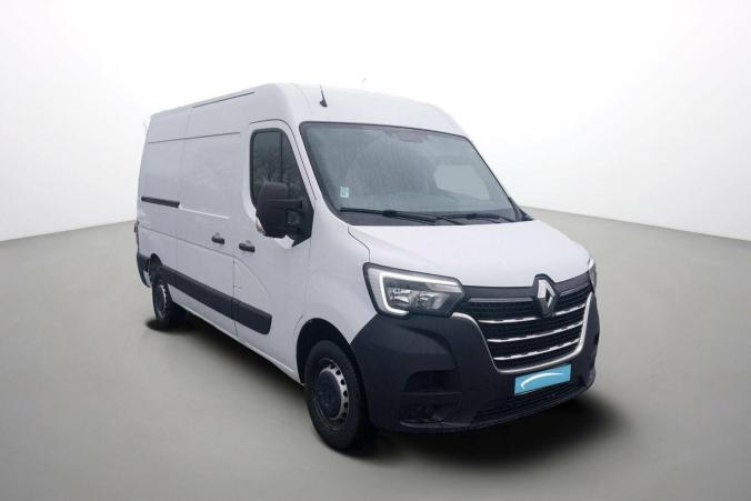 Vente en ligne Renault Master 3 Fourgon MASTER FGN TRAC F3500 L2H2 DCI 135 au prix de 20 790 €