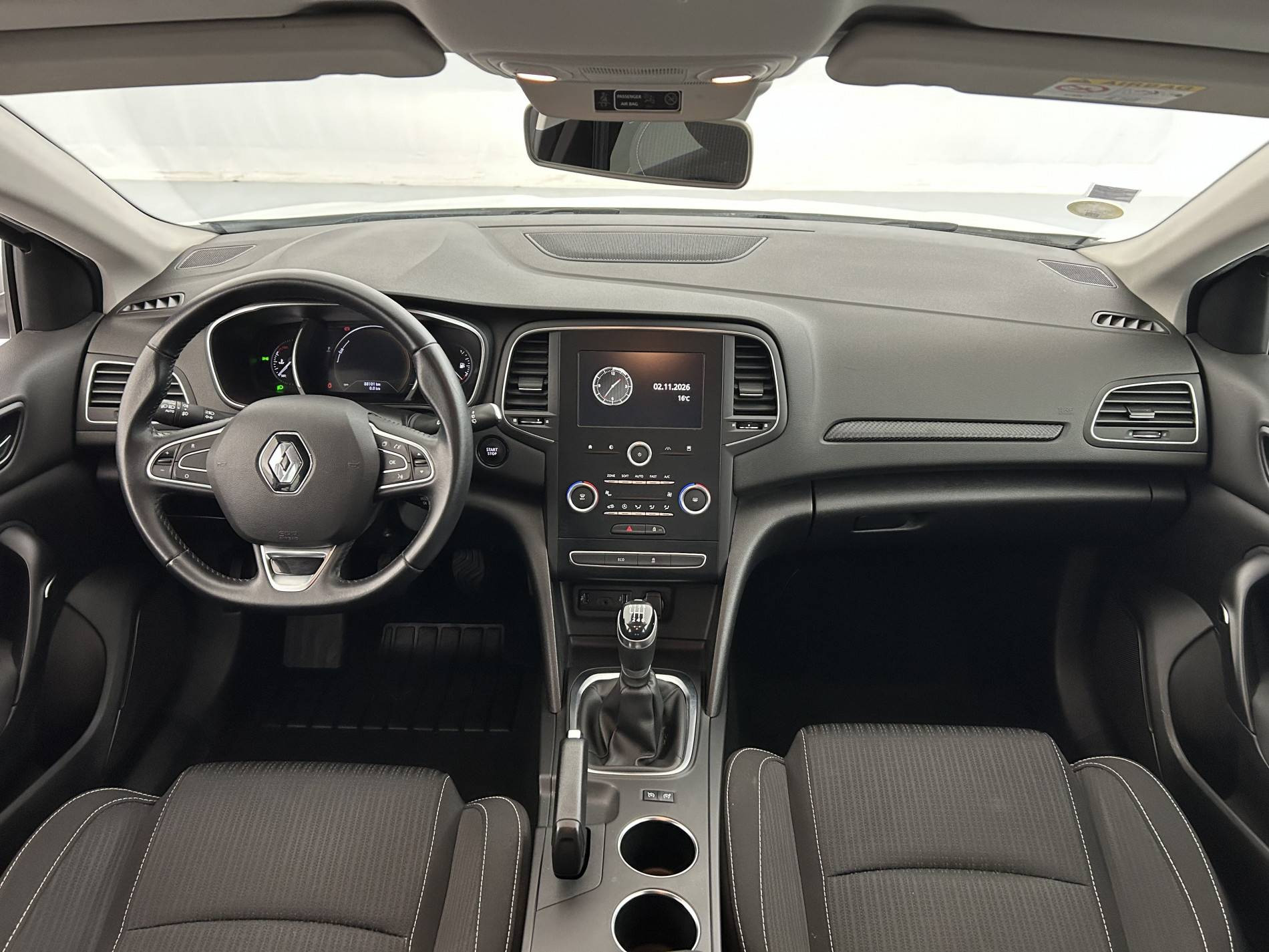 Vente en ligne Renault Megane 4 Mégane IV Berline Blue dCi 115 au prix de 14 990 €