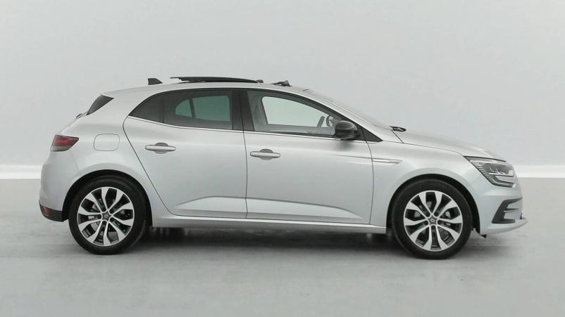 Vente en ligne Renault Megane 4  Blue dCi 115 EDC au prix de 24 900 €