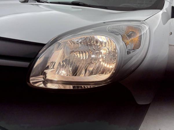 Vente en ligne Renault Kangoo Express  BLUE DCI 95 au prix de 11 490 €