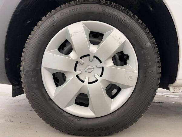 Vente en ligne Renault Kangoo Express  BLUE DCI 95 au prix de 11 490 €