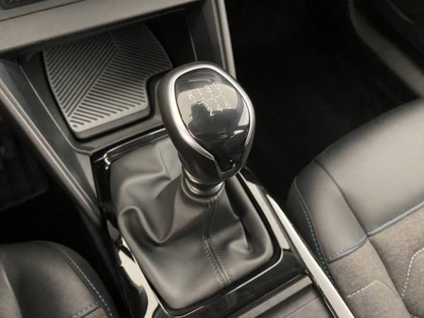 Vente en ligne Citroën C4  BlueHDi 110 S&S BVM6 au prix de 15 490 €