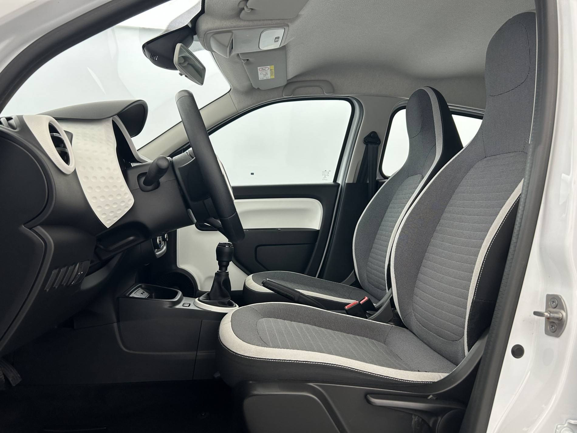 Vente en ligne Renault Twingo 3  SCe 65 au prix de 10 990 €