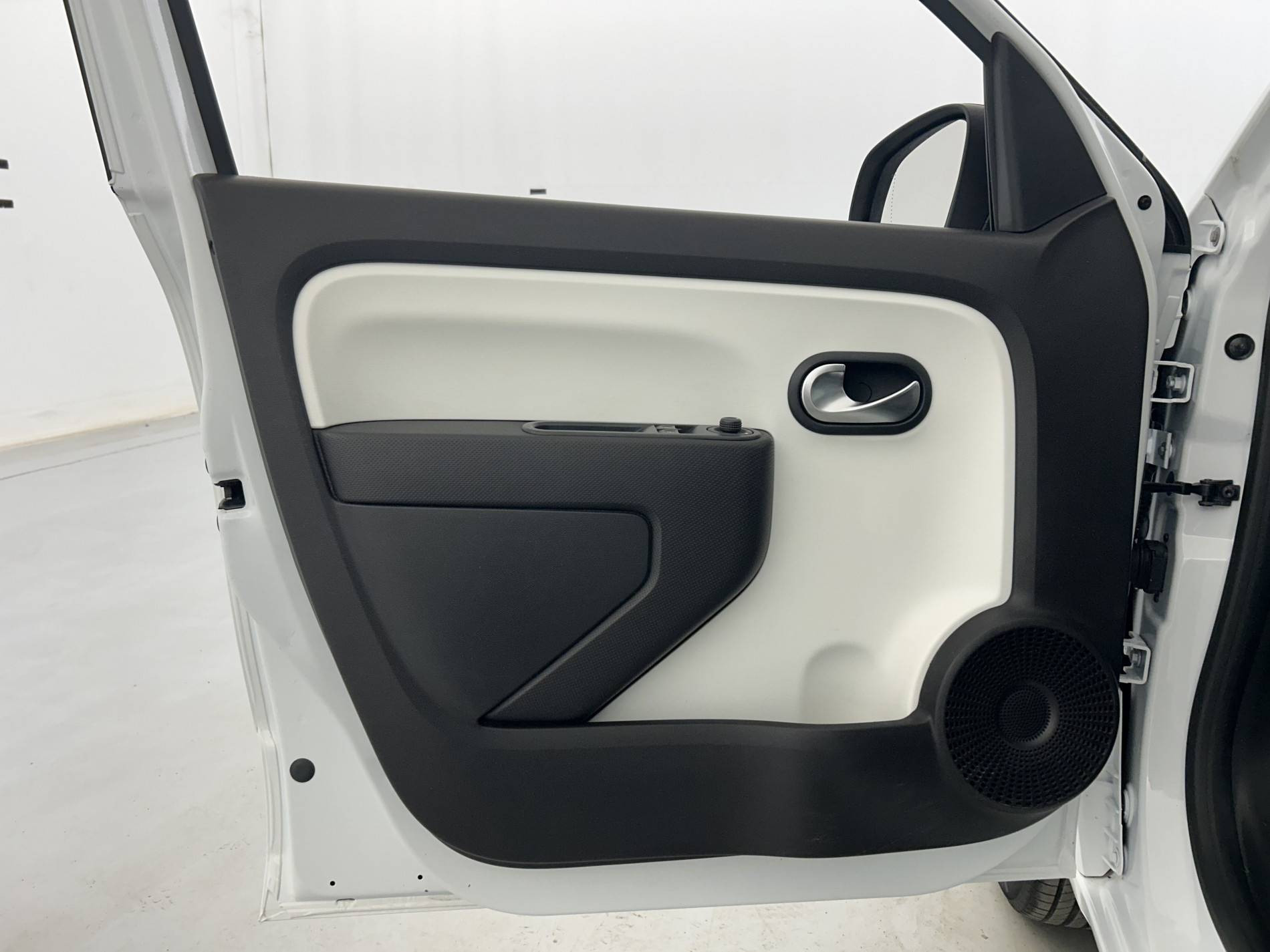 Vente en ligne Renault Twingo 3  SCe 65 au prix de 10 990 €