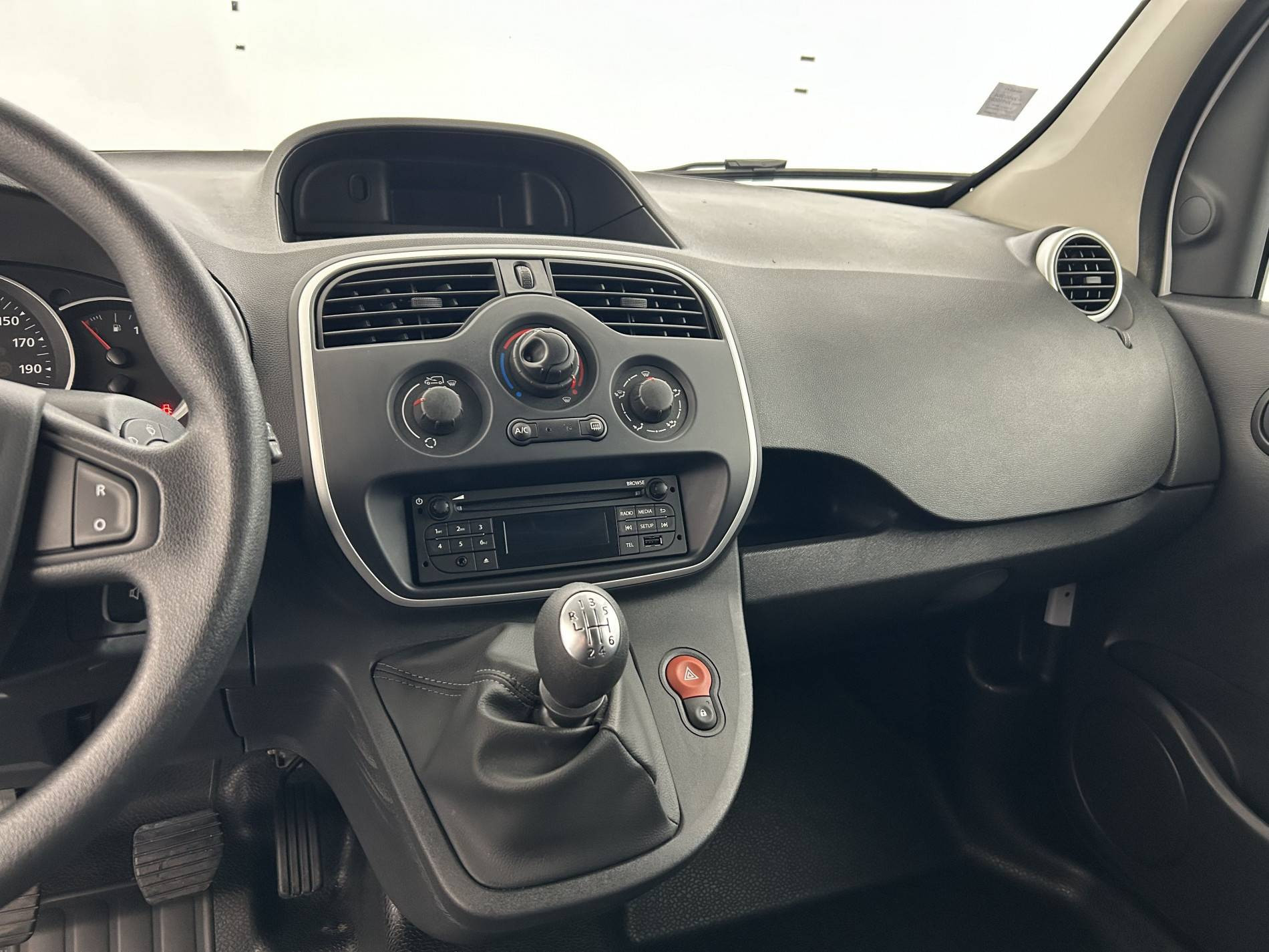 Vente en ligne Renault Kangoo Express  BLUE DCI 80 au prix de 12 490 €