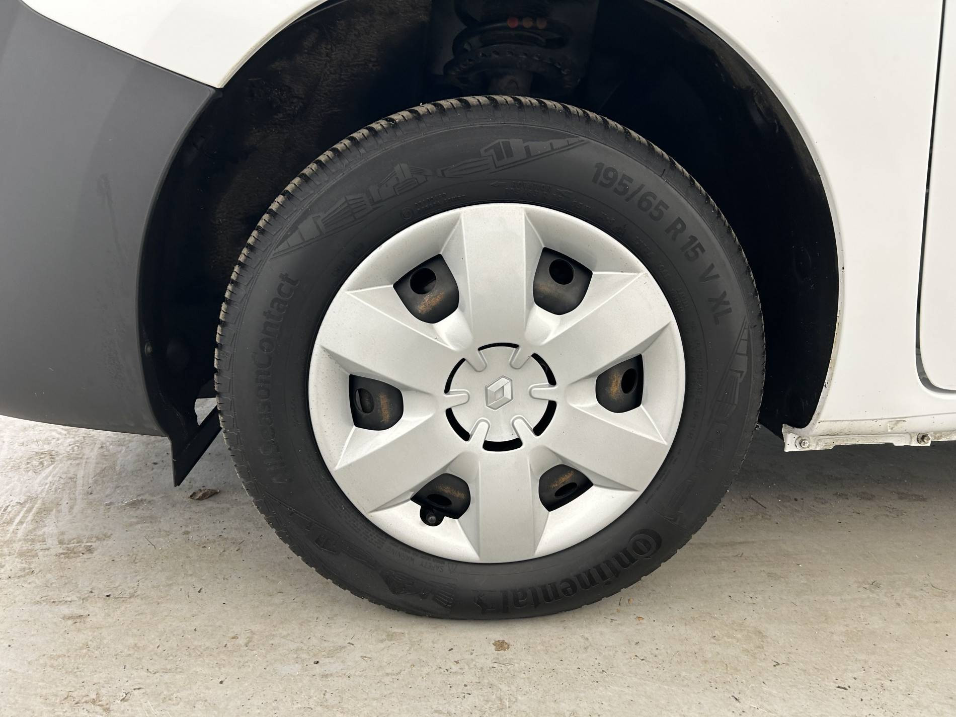 Vente en ligne Renault Kangoo Express  BLUE DCI 80 au prix de 12 490 €