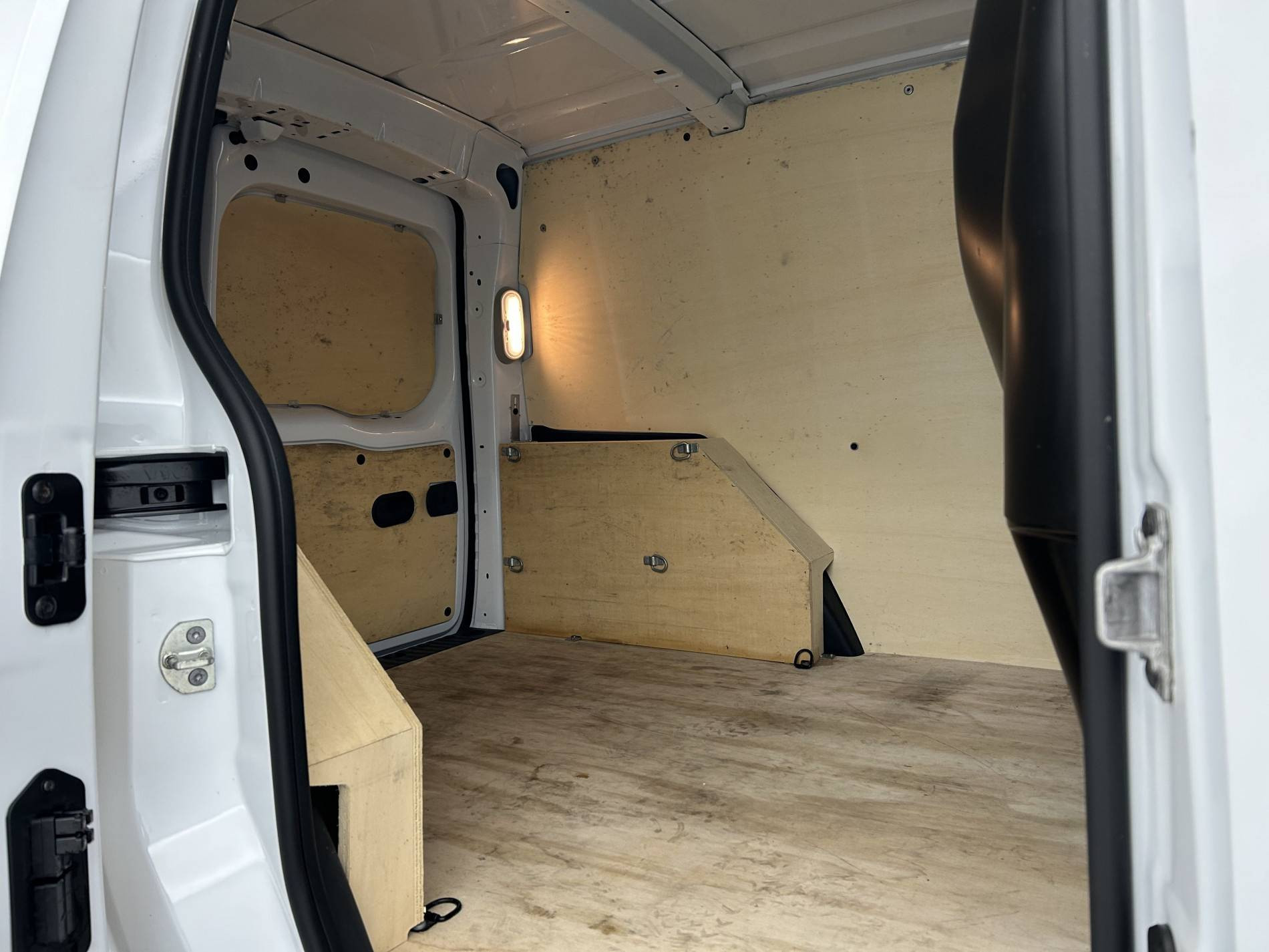 Vente en ligne Renault Kangoo Express  BLUE DCI 80 au prix de 12 490 €