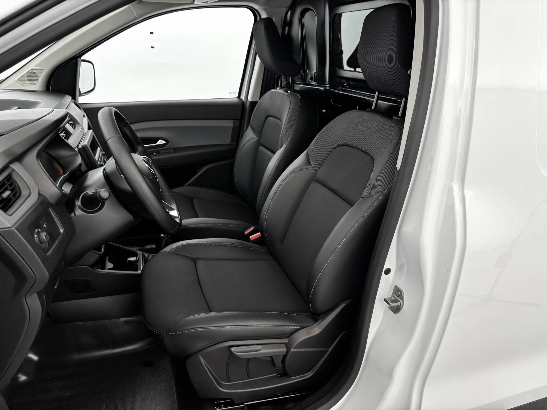 Vente en ligne Renault Express Van  BLUE DCI 95 - 22 au prix de 16 790 €