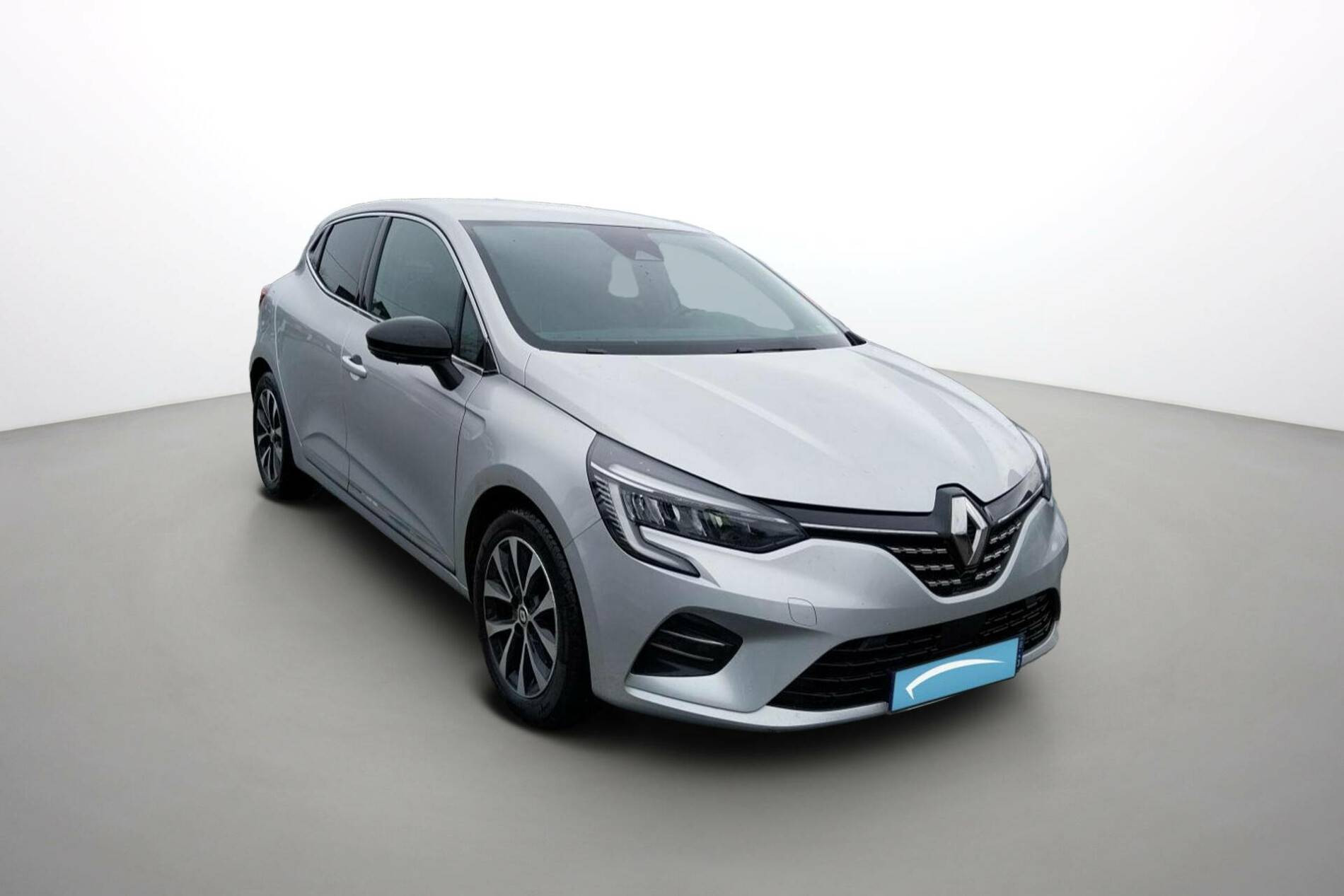 Vente en ligne Renault Clio 5 Clio TCe 140 au prix de 17 490 €