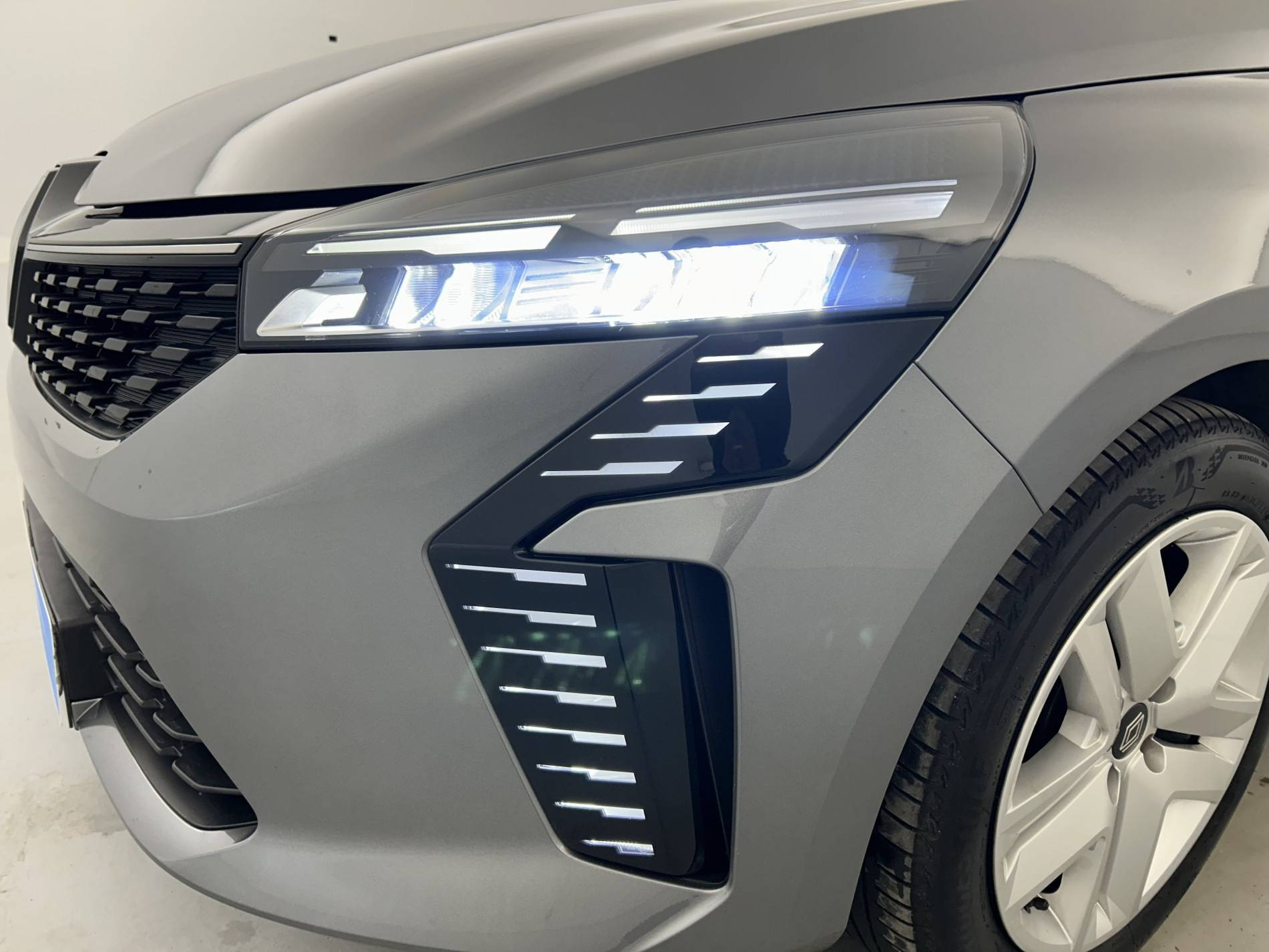 Vente en ligne Renault Clio 5 Clio TCe 90 au prix de 15 490 €