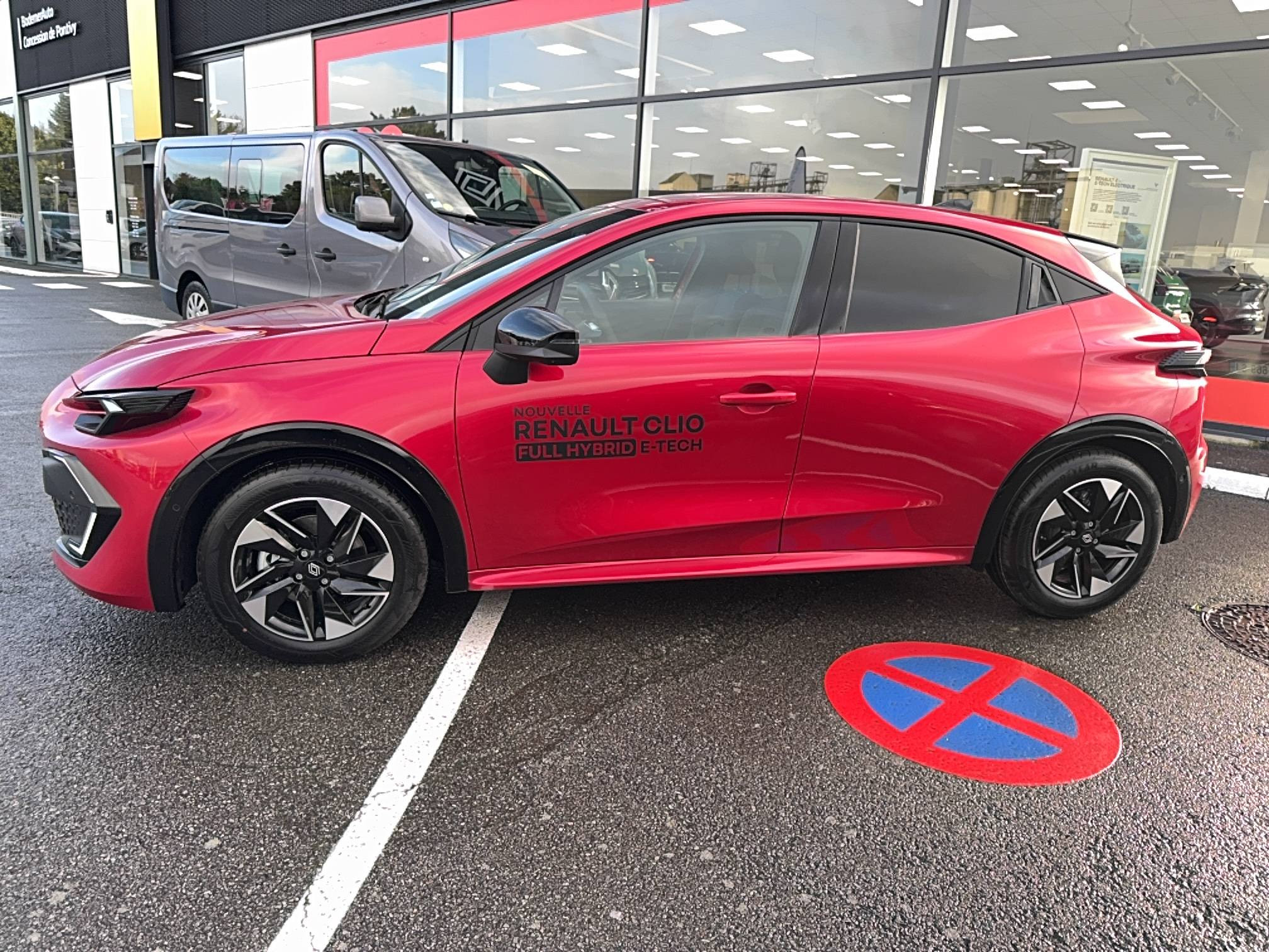 Vente en ligne Renault Clio 6 Clio E-Tech full hybrid 160 ch au prix de 26 100 €