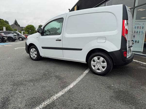 Vente en ligne Renault Kangoo Express  BLUE DCI 95 au prix de 10 490 €