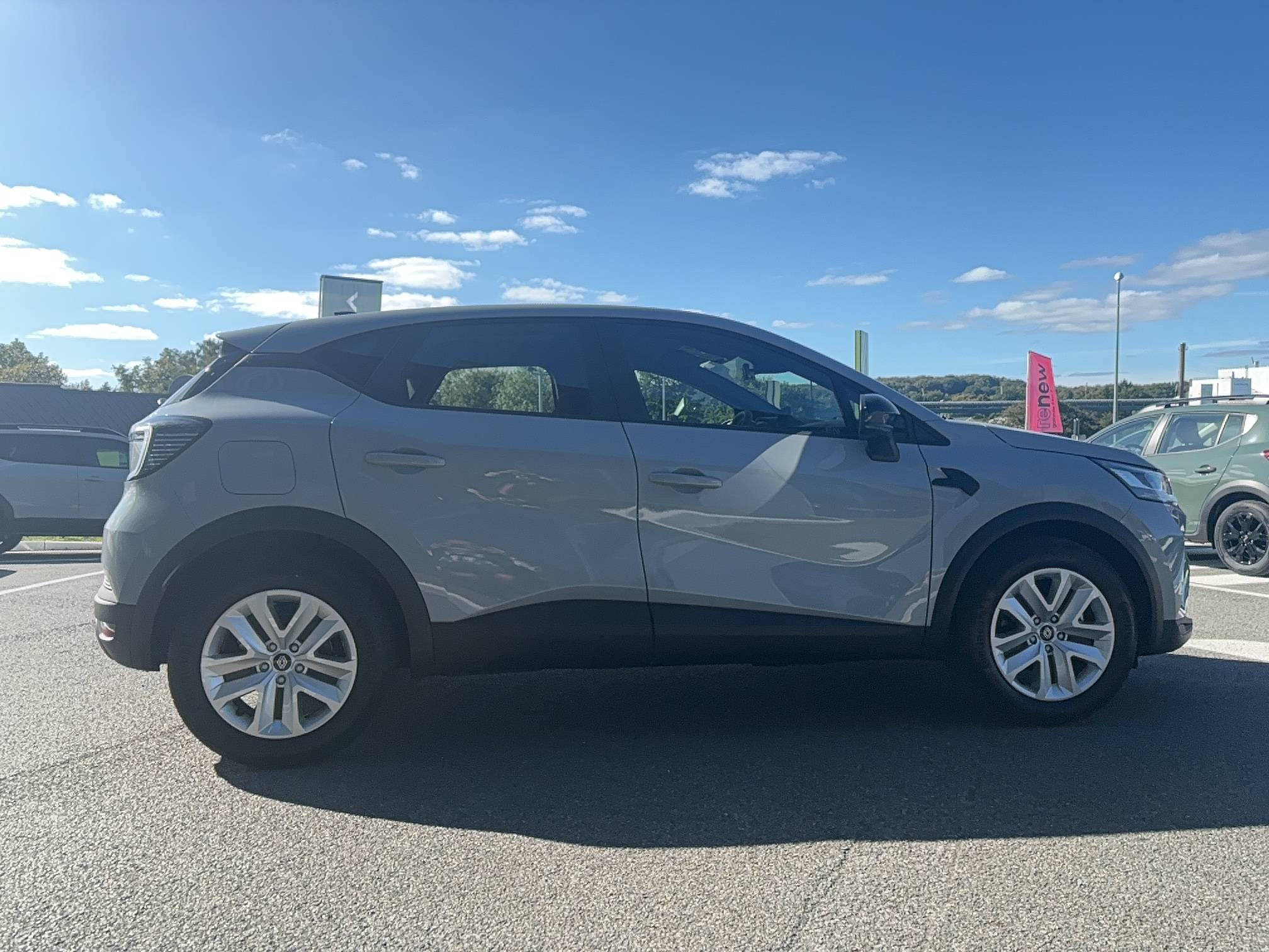 Vente en ligne Renault Captur  E-Tech full hybrid 160 ch au prix de 28 490 €