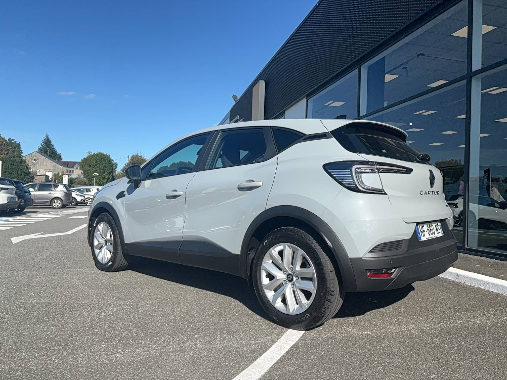 Vente en ligne Renault Captur  E-Tech full hybrid 160 ch au prix de 28 490 €