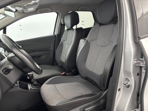 Vente en ligne Renault Captur  dCi 90 EDC au prix de 14 890 €