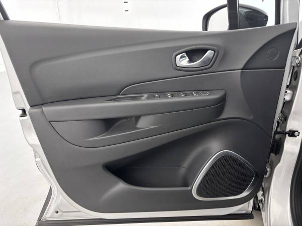 Vente en ligne Renault Captur  dCi 90 EDC au prix de 14 890 €