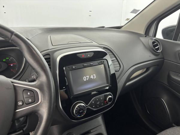 Vente en ligne Renault Captur  dCi 90 EDC au prix de 14 890 €