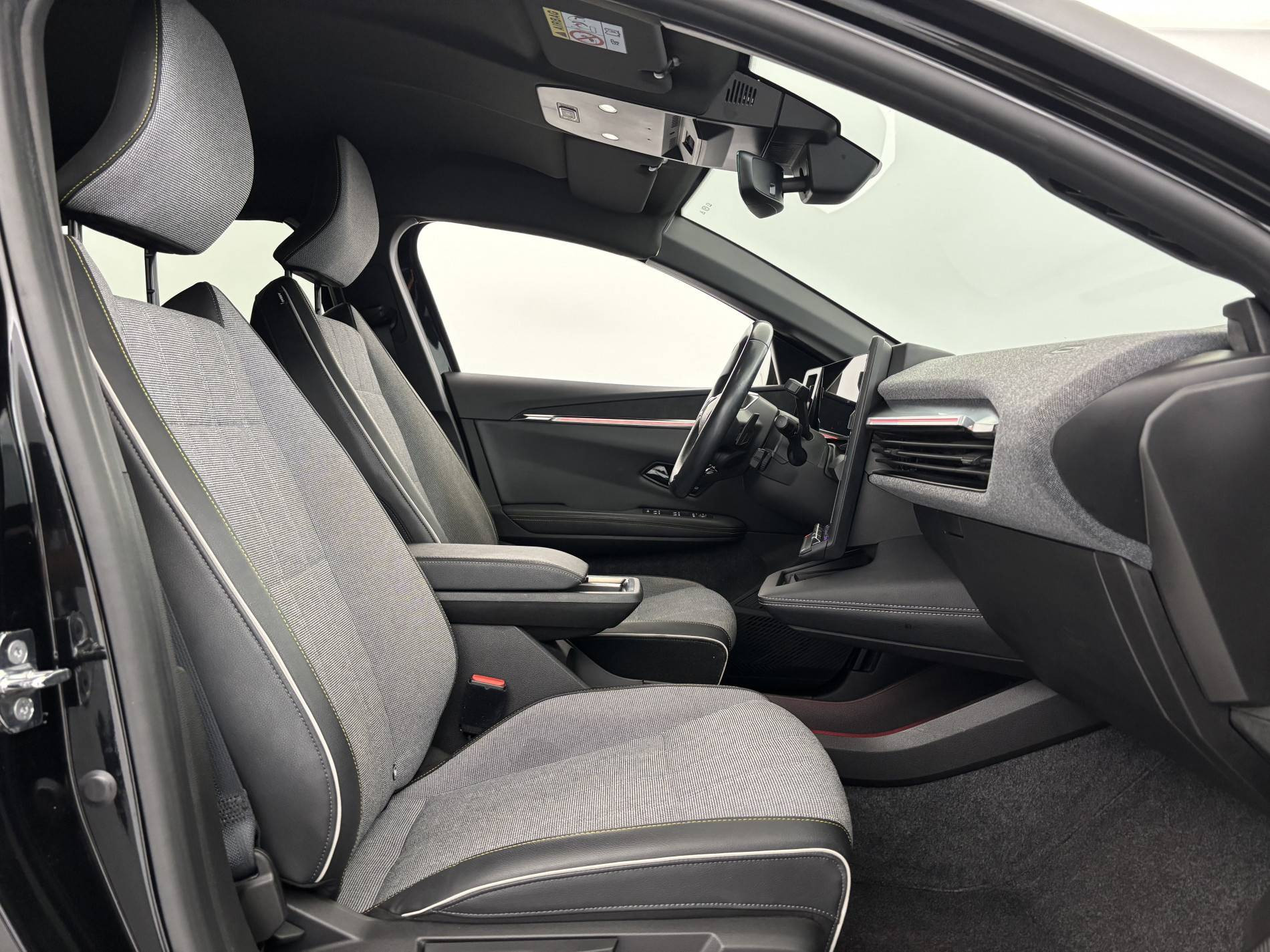 Vente en ligne Renault Megane E-Tech  EV60 220 ch super charge au prix de 21 990 €