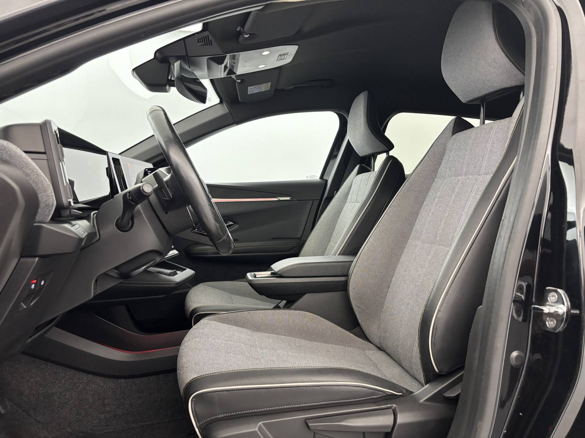 Vente en ligne Renault Megane E-Tech  EV60 220 ch super charge au prix de 21 990 €