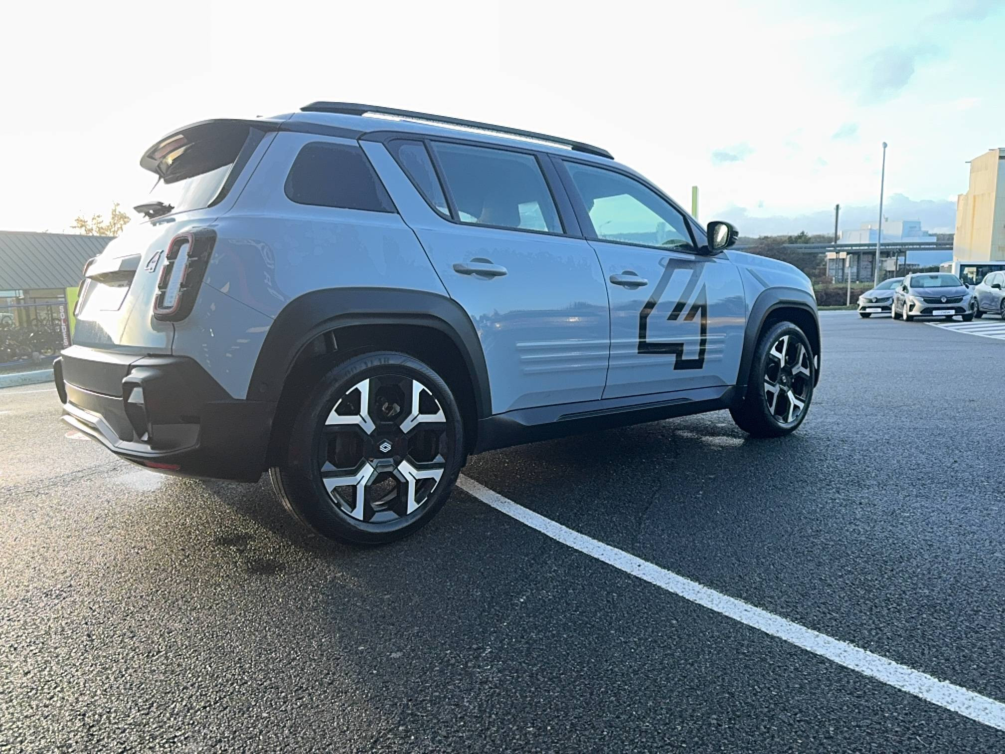 Vente en ligne Renault R4 E-Tech  150 ch autonomie confort au prix de 31 490 €