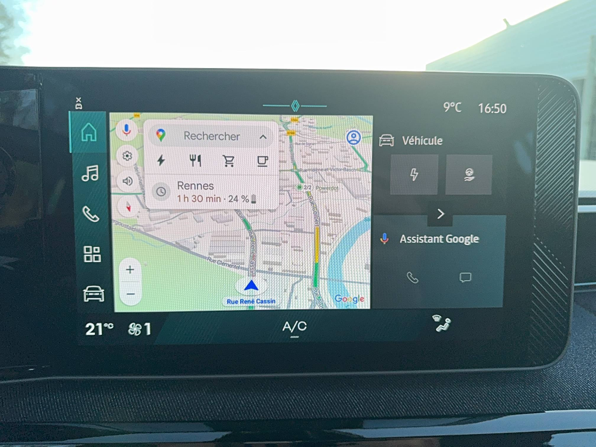 Vente en ligne Renault R4 E-Tech  150 ch autonomie confort au prix de 31 490 €